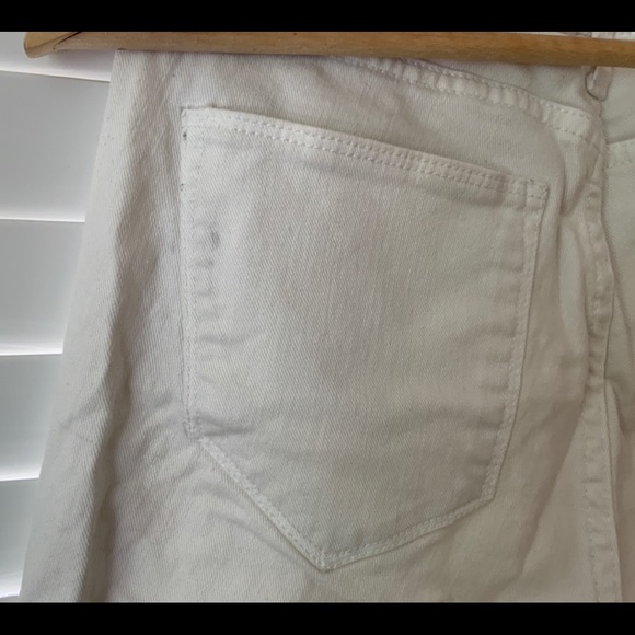 White Gap Skinny Jeans - Picture 4 of 6